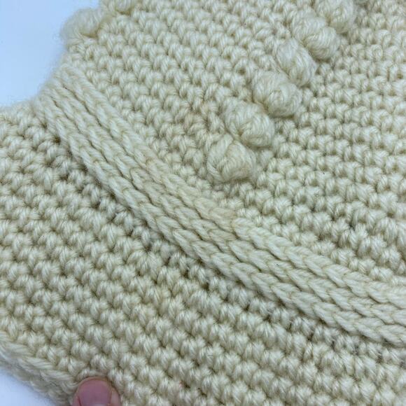 Vintage K-Mart Made In Japan Hat Crochet Knit Cream Acrylic - Picture 6 of 7